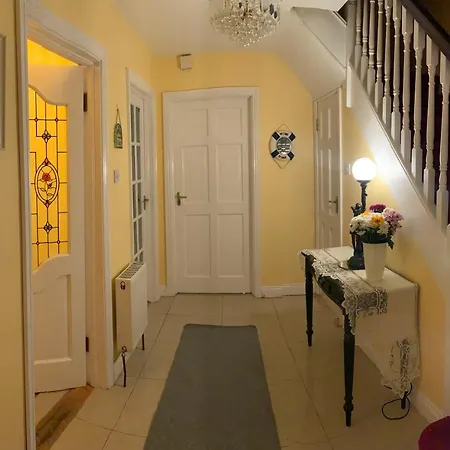 Seascape On The Edge Of Town: 4 Beds All Ensuite. Belmullet Exterior photo