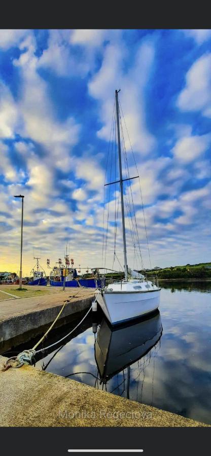Seascape On The Edge Of Town: 4 Beds Ensuite. * Belmullet