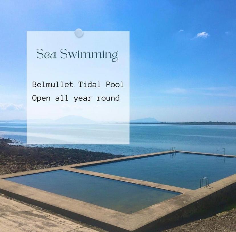 Holiday home Seascape On The Edge Of Town: 4 Beds Ensuite. *